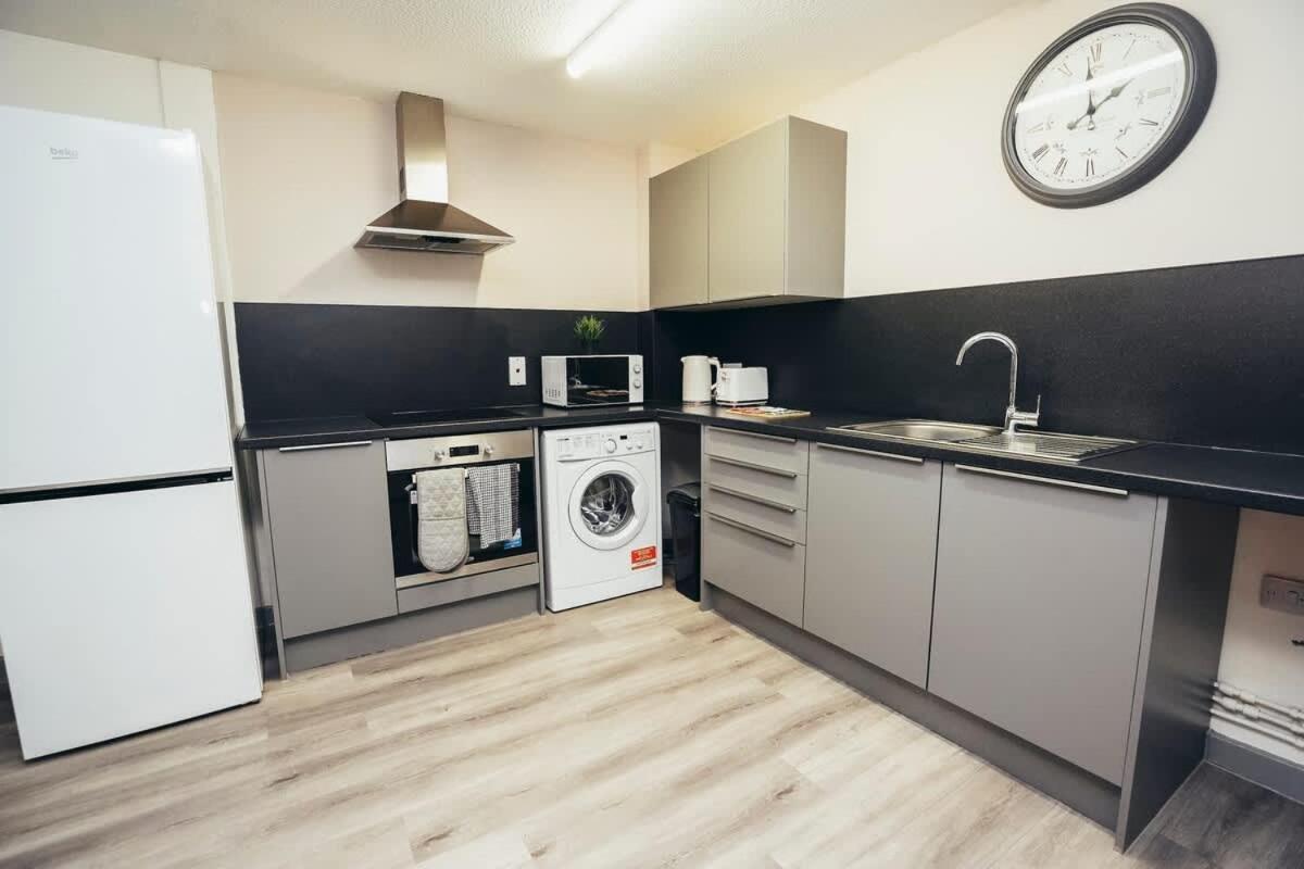 1br Centre Apt, Self Check In, Wifi, By Derbnb Апартаменты *