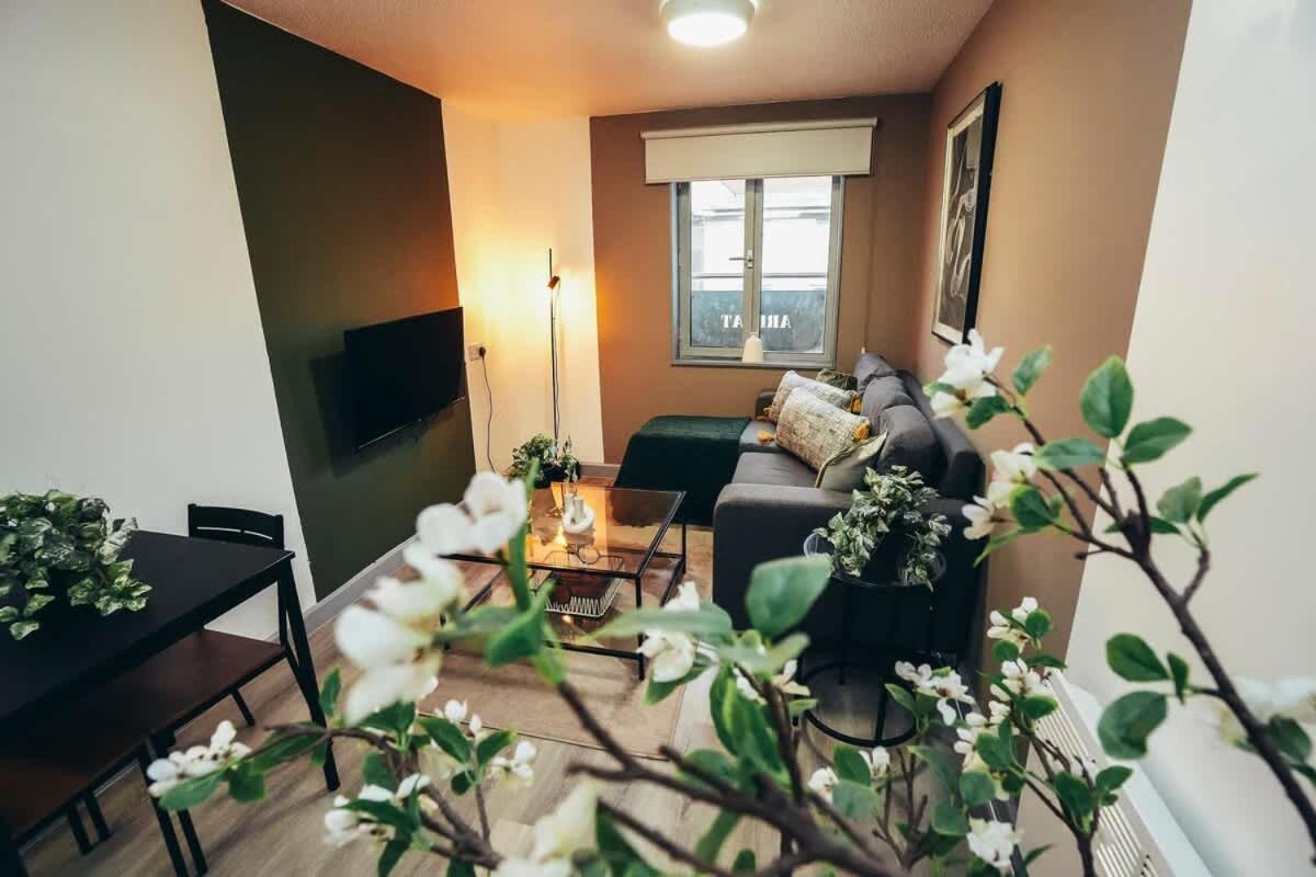 Апартаменты 1br Centre Apt, Self Check In, Wifi, By Derbnb