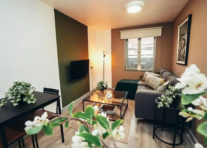 1Br City Centre Apt, Self Check In, Wifi, By Derbnb